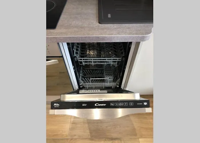 Apartment Spacieux Entierement Renove